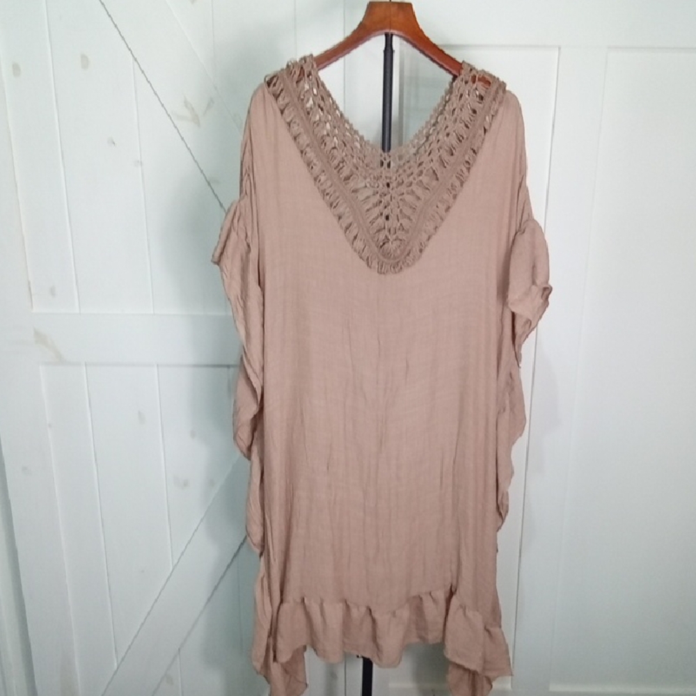 Cupshe NWT Taupe Crochet V-Neck Ruffle SW